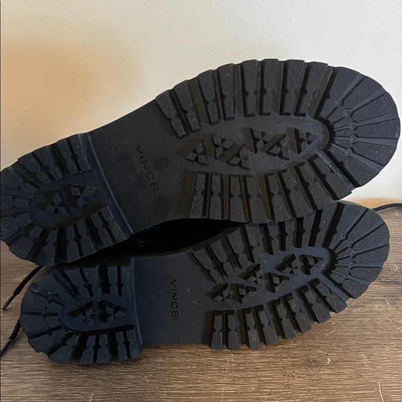 Vince Black Leather women’s Cabita lug boot size 6.5 - Picture 6 of 10